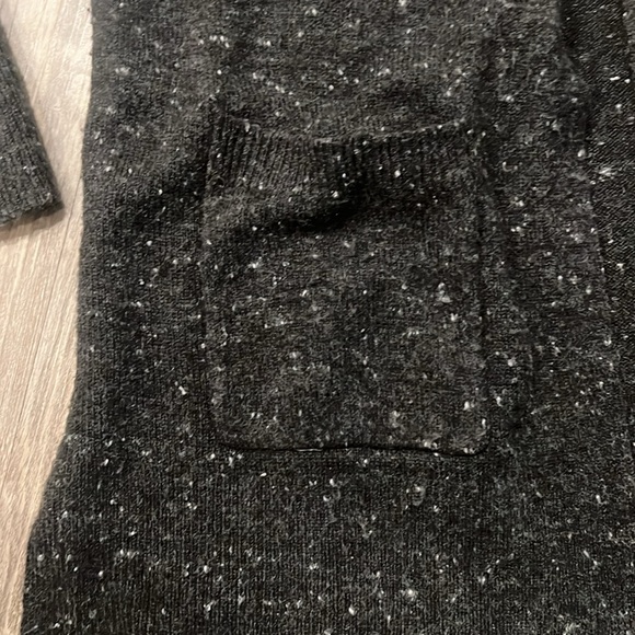 Mandewell Cardigan in excellent condition. Medium, Dark Grey. - Picture 3 of 5